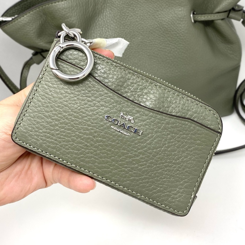 NWT Coach Multifunction Card Case